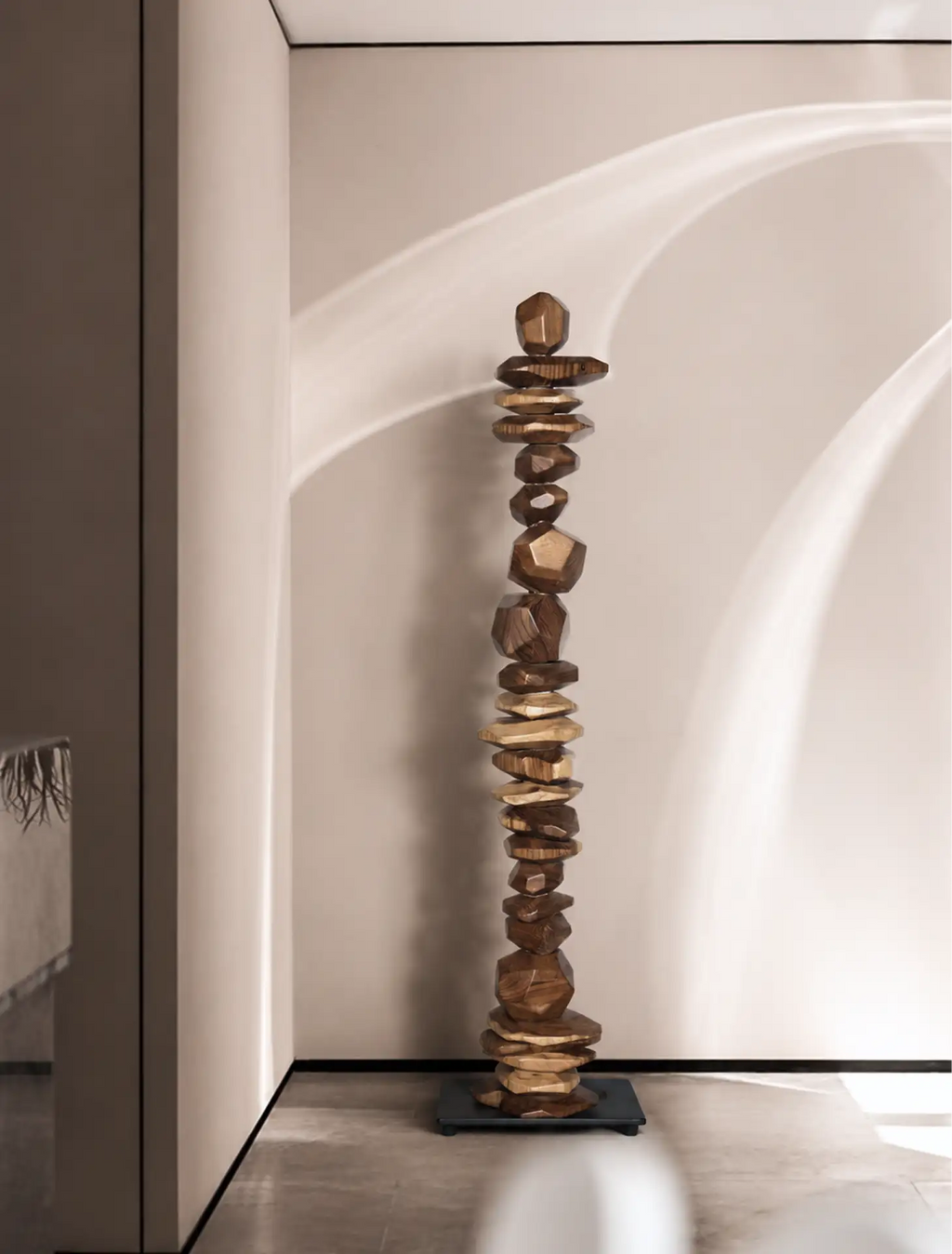 The Faceted Timber Totem
