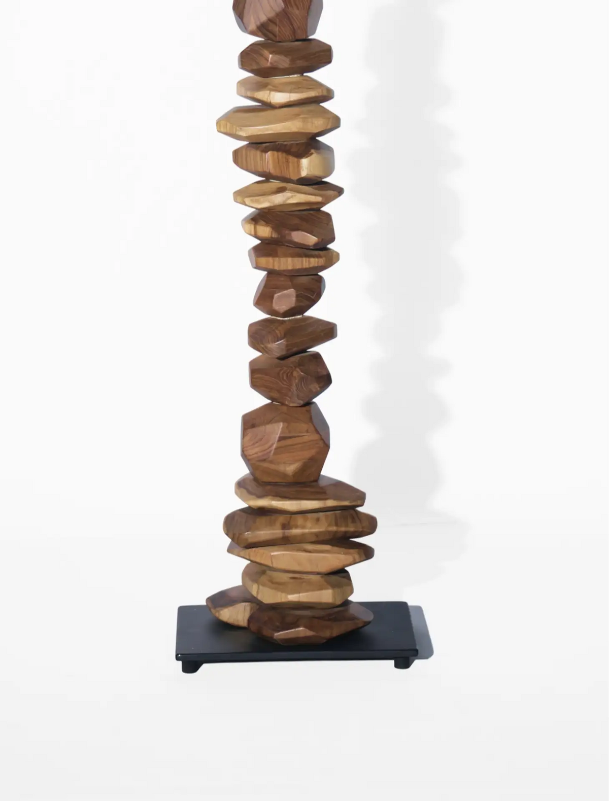 The Faceted Timber Totem